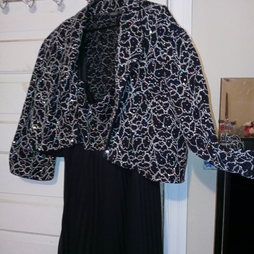 22/24 👗 and jacket